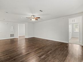 1735  Wittington Place  3402, Farmers Branch Texas 75234