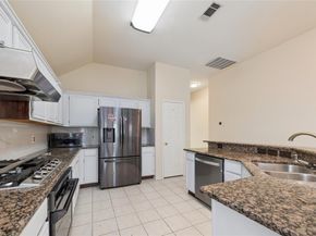 207  Meredith Court , Irving Texas 75063