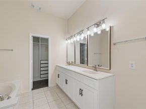 207  Meredith Court , Irving Texas 75063