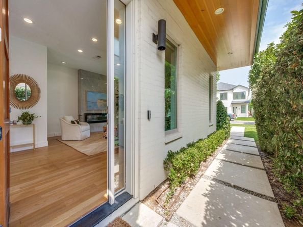 3724 W Beverly Drive , Dallas Texas 75209
