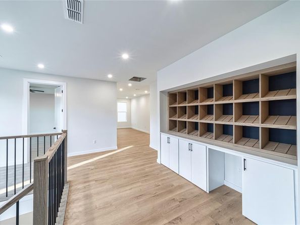 2347  Fatima Avenue , Dallas Texas 75241