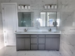 7231  VelvetLeaf  , Benbrook Texas 76126