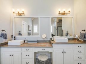 1110  Hills Creek Drive , McKinney Texas 75072