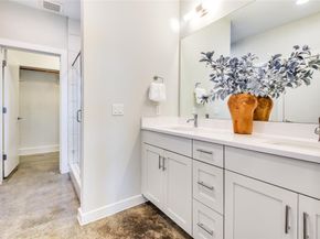 661  Bishop Heights Lane , Dallas Texas 75208