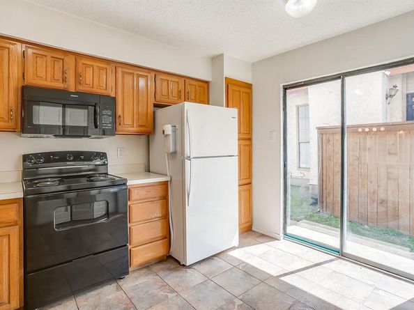6504  Hickock Drive  6D, Fort Worth Texas 76116