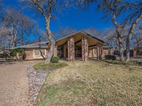 5805  Havenwood Court , Fort Worth Texas 76112