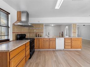 204  Pebblebrook Street , Arlington Texas 76014