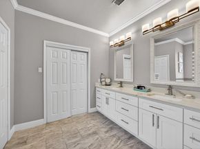 1422  Primrose Lane , Lewisville Texas 75077