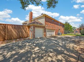 1422  Primrose Lane , Lewisville Texas 75077