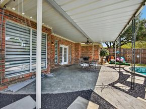 1422  Primrose Lane , Lewisville Texas 75077