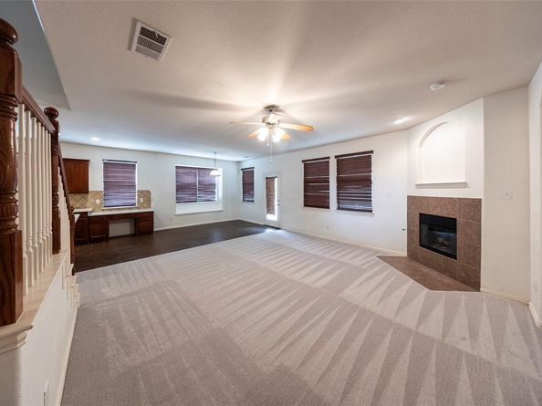 1401  Stone Mountain Parkway , Savannah Texas 76227