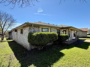 1546  Oakbrook Street , Lancaster Texas 75134