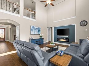 1800  Trotter Trail , Aubrey Texas 76227