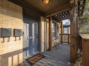 404 N Montreal Avenue , Dallas Texas 75208