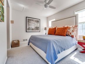 404 N Montreal Avenue , Dallas Texas 75208