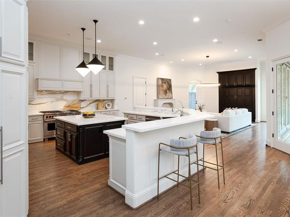 11040  Tibbs Street , Dallas Texas 75230