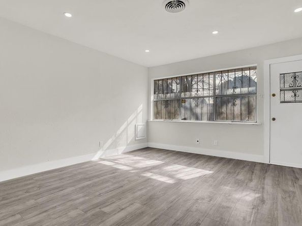 1246  Brookmere Drive , Dallas Texas 75216