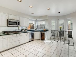 820  Pavillion Street , Dallas Texas 75204