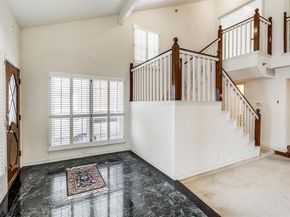 820  Pavillion Street , Dallas Texas 75204