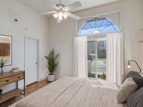 820  Pavillion Street , Dallas Texas 75204