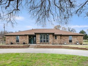 1508  Canyon Creek Drive W, Azle Texas 76020