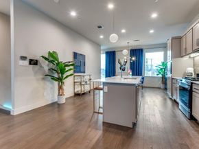 1771  Mccoy Street  104, Dallas Texas 75204