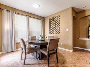 611  Laura Lane , Grand Prairie Texas 75052