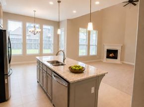 2818  Twin Ridge Drive , Arlington Texas 76001