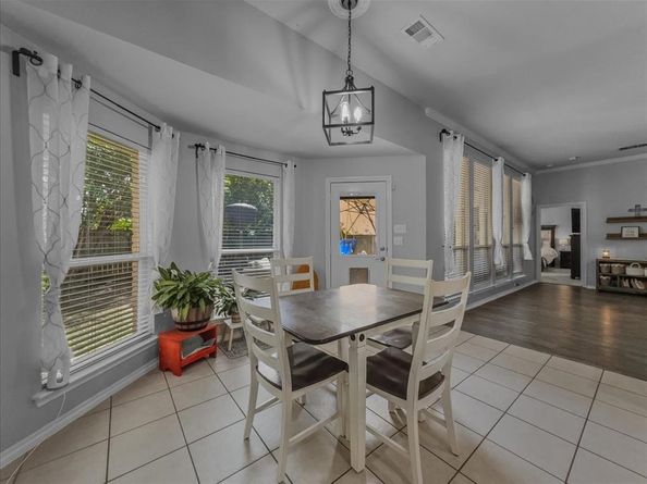 2514  Mustang Drive , Arlington Texas 76001
