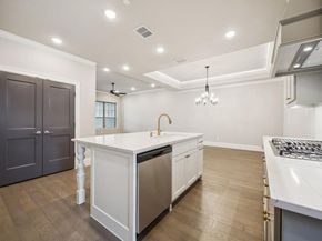 305  Sunset Lane  103, Fort Worth Texas 76114