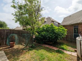 2529  Louis Lane , Lewisville Texas 75056