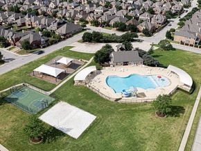 2529  Louis Lane , Lewisville Texas 75056