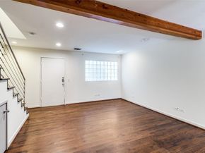 4134  Travis Street  17, Dallas Texas 75204