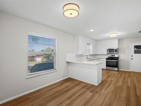 1733  Ransom Terrace , Fort Worth Texas 76112