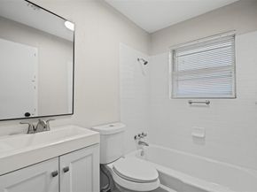 1733  Ransom Terrace , Fort Worth Texas 76112