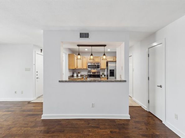 4777  Cedar Springs Road  6N, Dallas Texas 75219