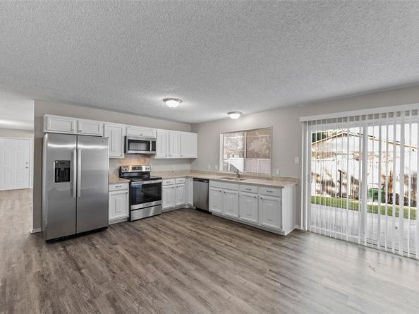 2011  Lavon Creek Lane , Arlington Texas 76006