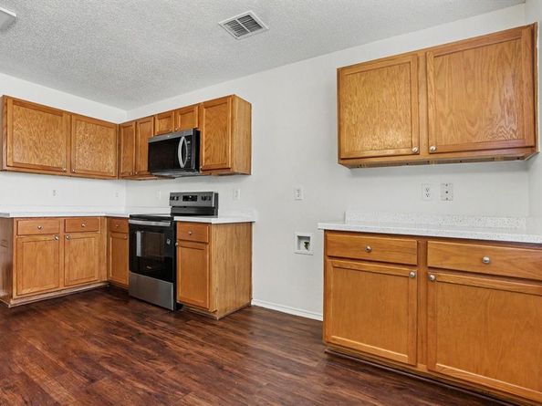 14847  Canyonridge Drive , Balch Springs Texas 75180