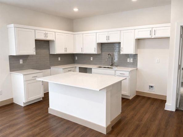 3529  Cleveland Street , Dallas Texas 75215