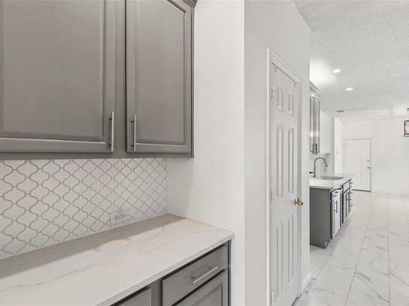 1926  Edgehill Drive , Allen Texas 75013