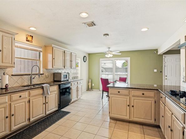 1808  Trinity Hill , Mesquite Texas 75181