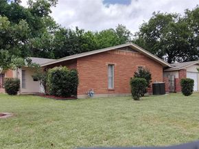423  Columbia Circle , Irving Texas 75062