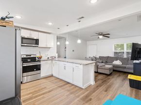 517  Hardy Drive , Garland Texas 75041