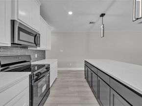 225  Nw 16th Street , Grand Prairie Texas 75050