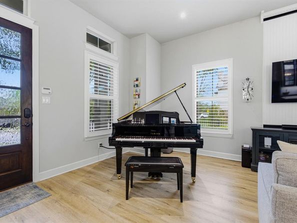 5333  Autumnbrook Court , Dallas Texas 75209