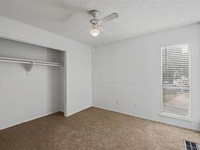 2156  Fleur De Lis Court , Arlington Texas 76012