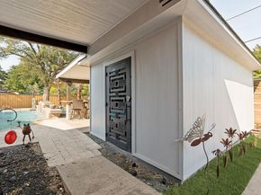 6566  Ridgeview Circle , Dallas Texas 75240
