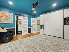 6566  Ridgeview Circle , Dallas Texas 75240