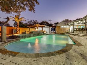 6566  Ridgeview Circle , Dallas Texas 75240