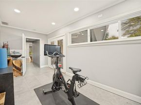 6566  Ridgeview Circle , Dallas Texas 75240